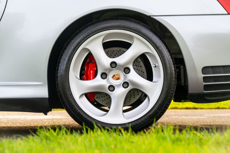 Porsche 911 (996) 3.6 Carrera 4S AWD 2dr