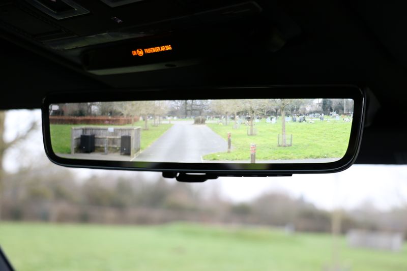 Land Rover Defender 110 D300 X-Dynamic HSE 'URBAN Kit'