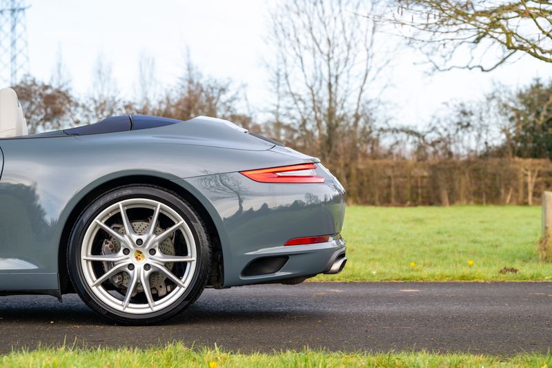 Porsche 911 (991) Carrera Cabriolet PDK