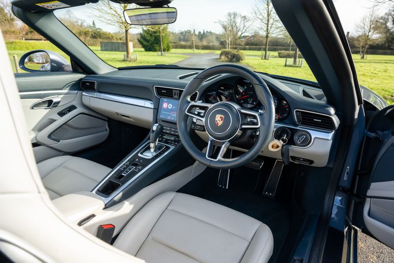 Porsche 911 (991) Carrera Cabriolet PDK