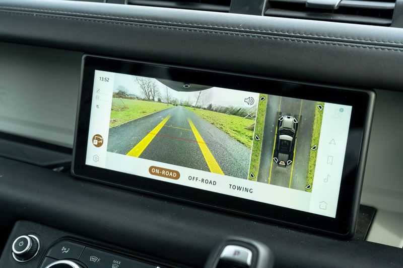 Land Rover Defender 110 3.0 D250 MHEV HSE