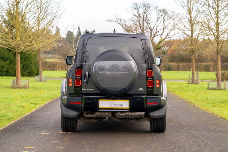 Land Rover Defender 110 3.0 D250 MHEV HSE