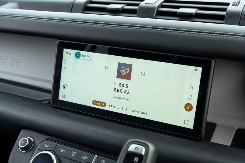 Land Rover Defender 110 3.0 D250 MHEV HSE