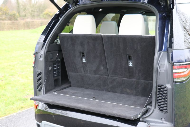 Land Rover Discovery 3.0 TD V6 HSE Auto 4WD