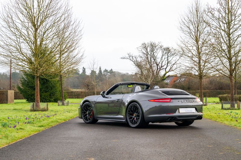 Porsche 911 (991) Carrera GTS Convertible PDK