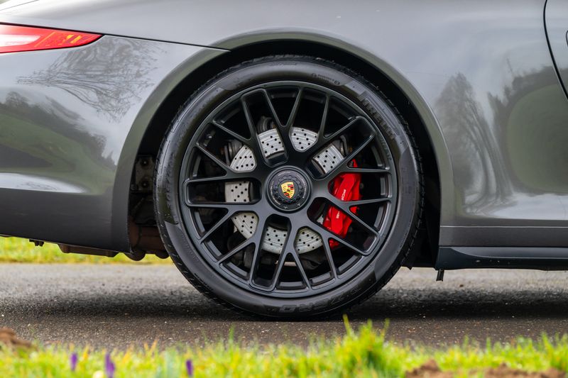 Porsche 911 (991) Carrera GTS Convertible PDK