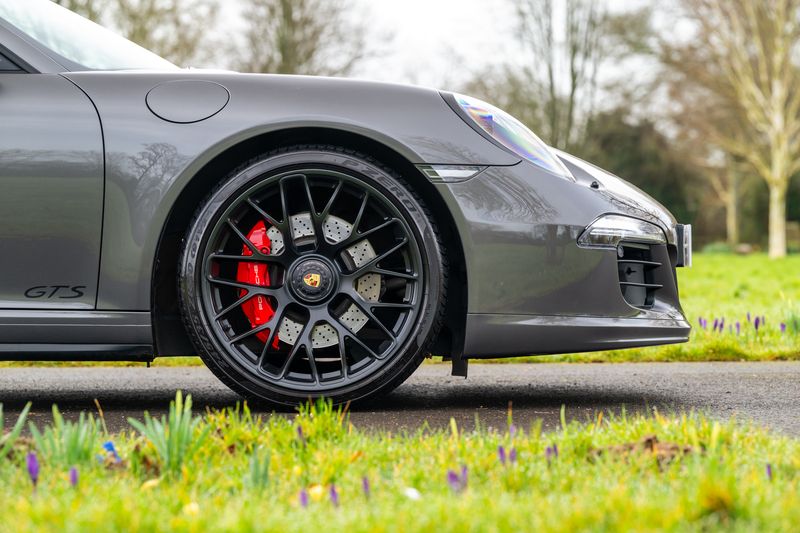 Porsche 911 (991) Carrera GTS Convertible PDK