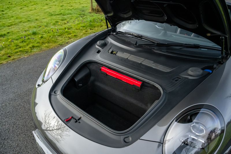 Porsche 911 (991) Carrera GTS Convertible PDK