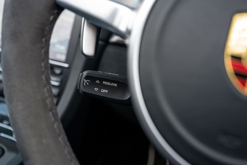 Porsche 911 (991) Carrera GTS Convertible PDK