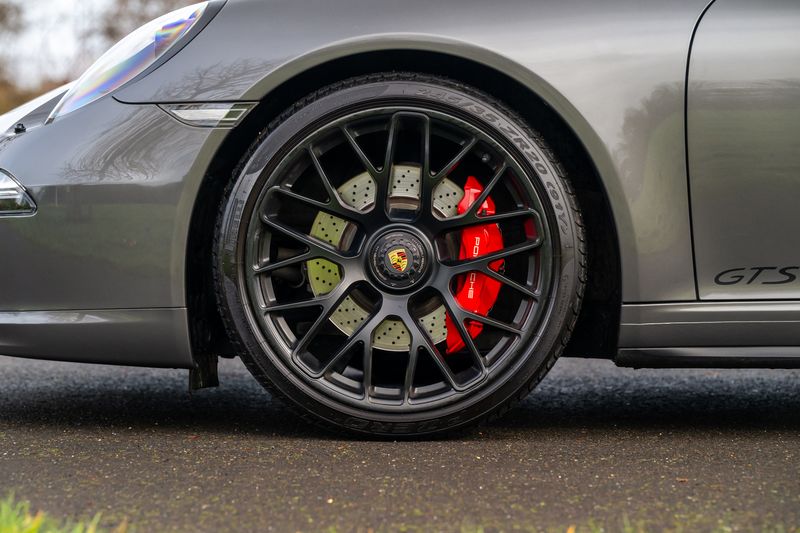 Porsche 911 (991) Carrera GTS Convertible PDK