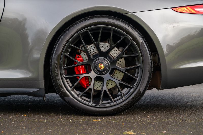 Porsche 911 (991) Carrera GTS Convertible PDK