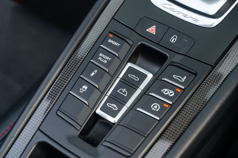 Porsche 911 (991) Carrera GTS Convertible PDK