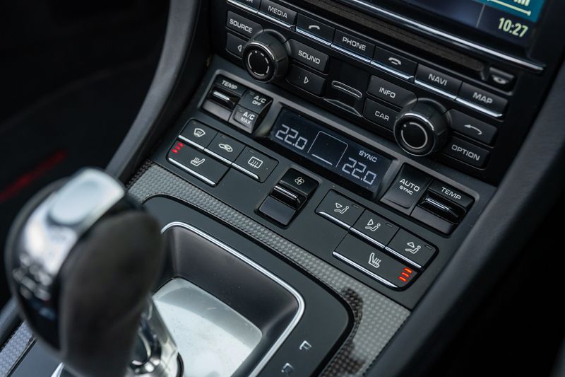 Porsche 911 (991) Carrera GTS Convertible PDK