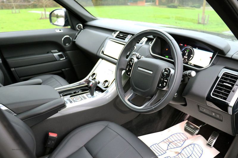 Range Rover Sport P400e HSE Dynamic