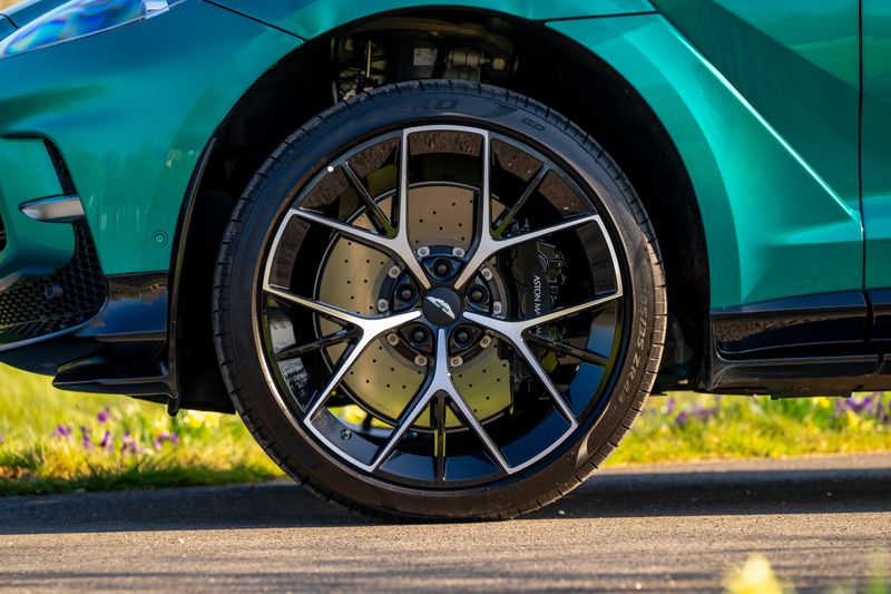 Aston Martin DBX 707 4.0 V8 (Facelift Model)