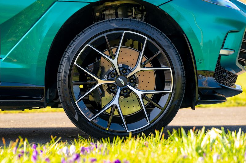 Aston Martin DBX 707 4.0 V8 (Facelift Model)