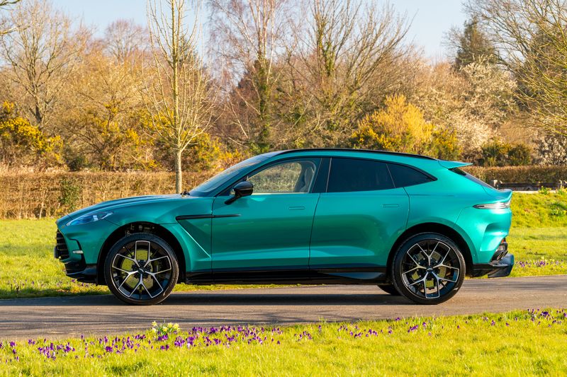 Aston Martin DBX 707 4.0 V8 (Facelift Model)