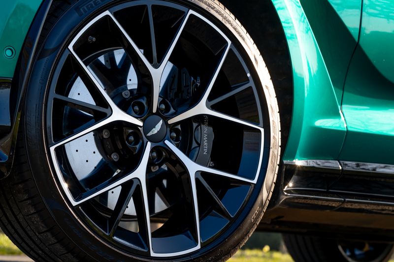 Aston Martin DBX 707 4.0 V8 (Facelift Model)