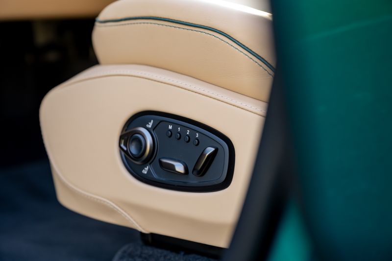 Aston Martin DBX 707 4.0 V8 (Facelift Model)