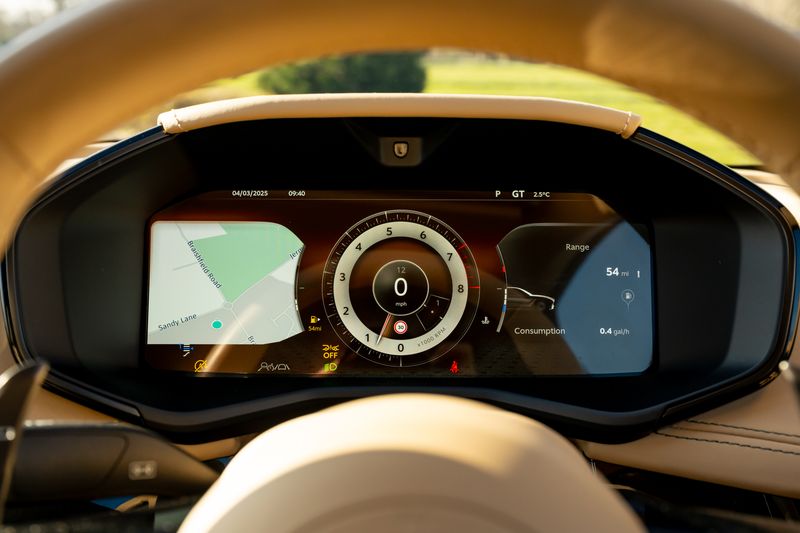 Aston Martin DBX 707 4.0 V8 (Facelift Model)