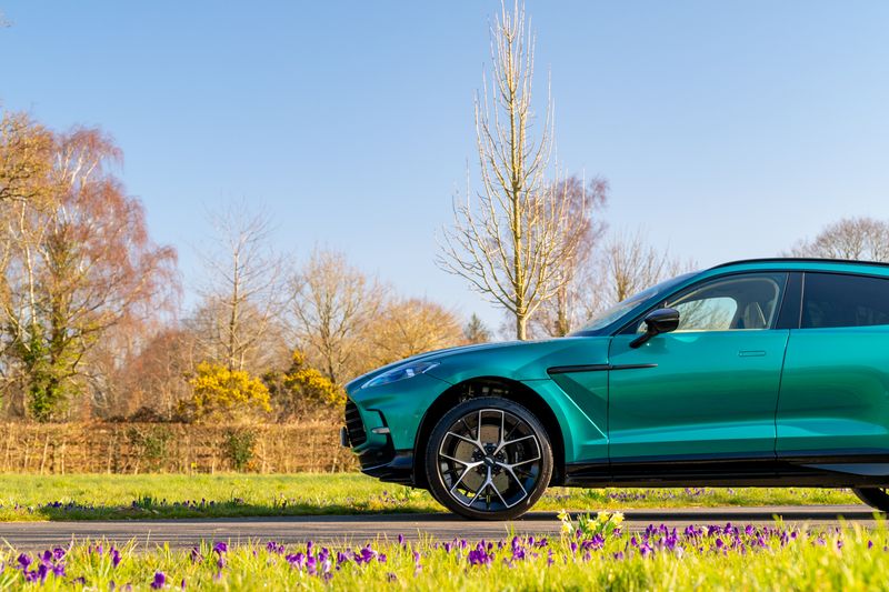 Aston Martin DBX 707 4.0 V8 (Facelift Model)