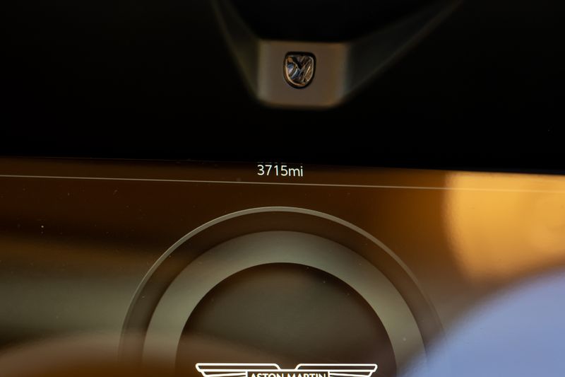 Aston Martin DBX 707 4.0 V8 (Facelift Model)