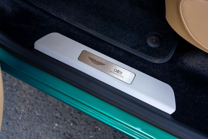 Aston Martin DBX 707 4.0 V8 (Facelift Model)