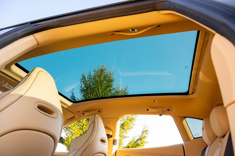 Aston Martin DBX 707 4.0 V8 (Facelift Model)