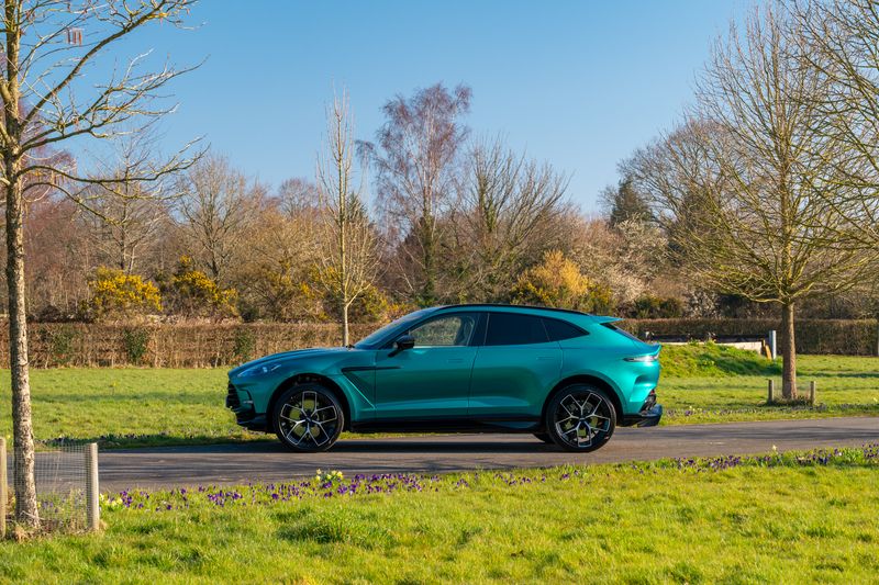 Aston Martin DBX 707 4.0 V8 (Facelift Model)