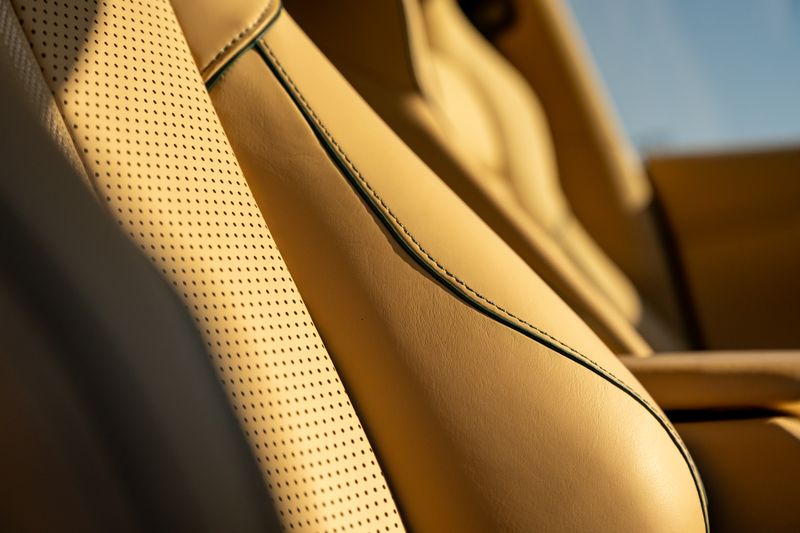 Aston Martin DBX 707 4.0 V8 (Facelift Model)