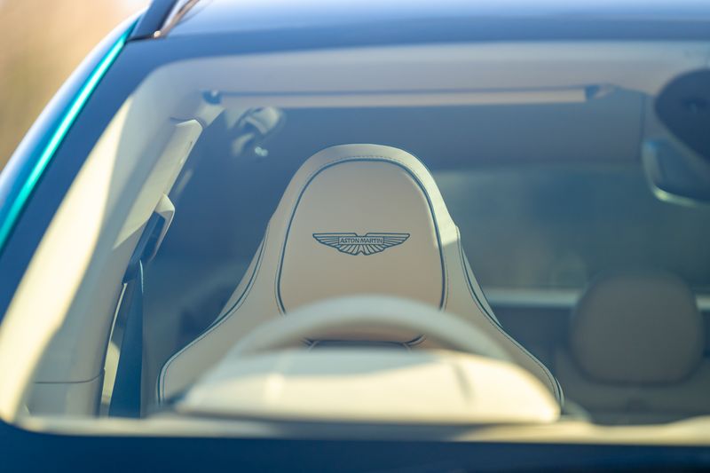 Aston Martin DBX 707 4.0 V8 (Facelift Model)