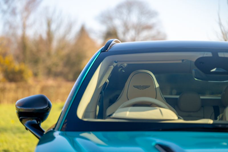 Aston Martin DBX 707 4.0 V8 (Facelift Model)