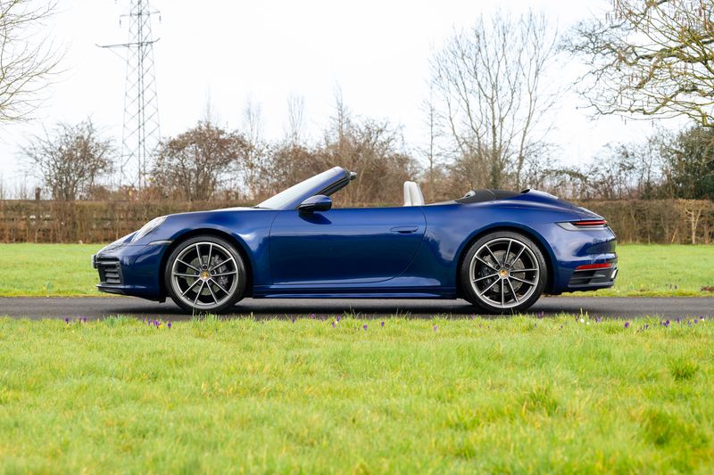 Porsche 911 (992) Carrera Cabriolet