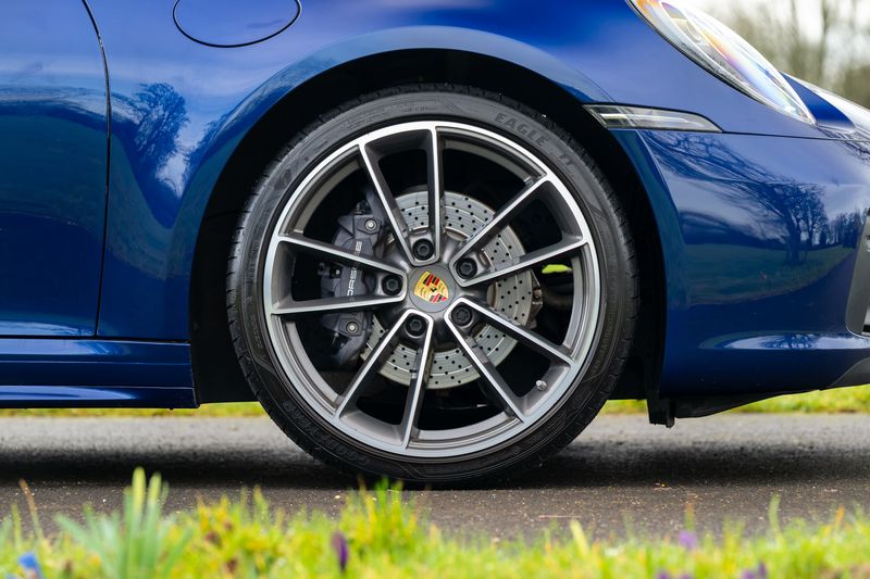 Porsche 911 (992) Carrera Cabriolet