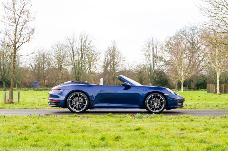 Porsche 911 (992) Carrera Cabriolet