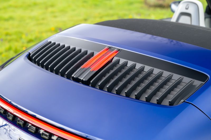 Porsche 911 (992) Carrera Cabriolet