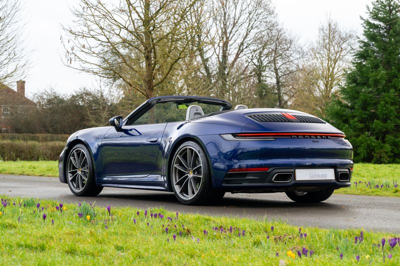 Porsche 911 (992) Carrera Cabriolet