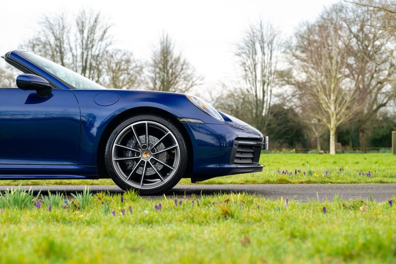 Porsche 911 (992) Carrera Cabriolet