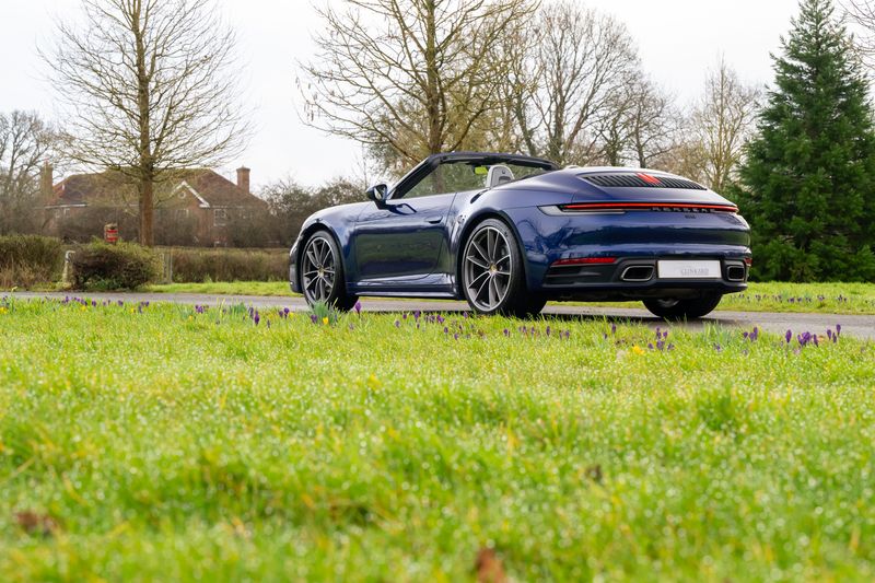 Porsche 911 (992) Carrera Cabriolet