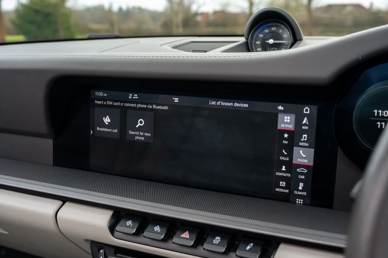 Porsche 911 (992) Carrera Cabriolet