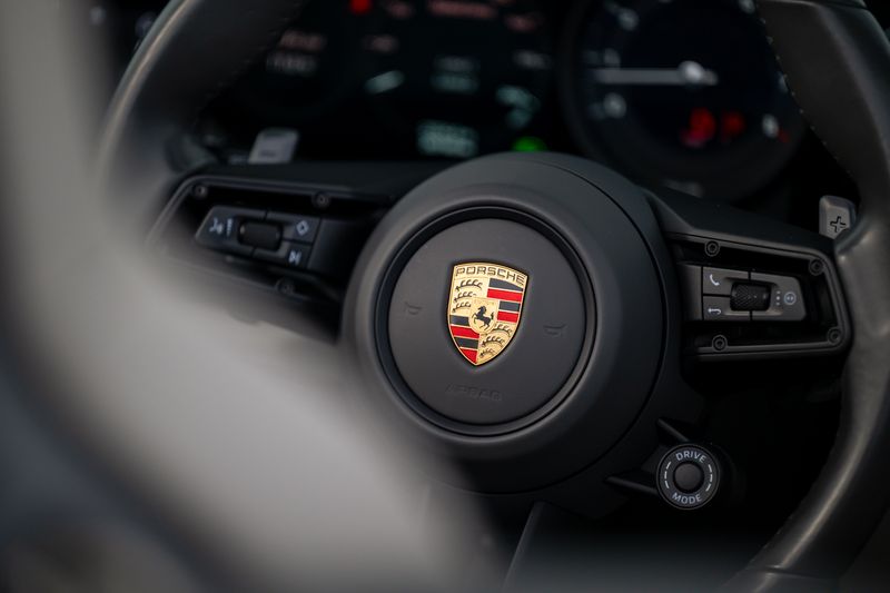 Porsche 911 (992) Carrera Cabriolet