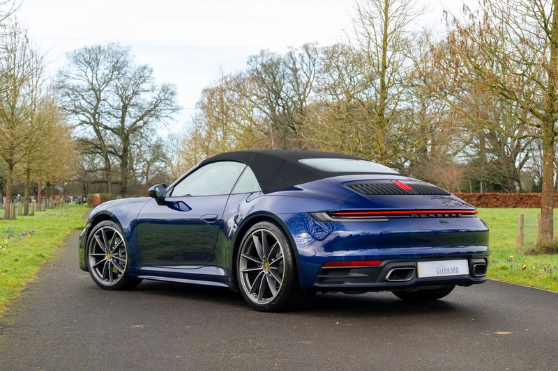 Porsche 911 (992) Carrera Cabriolet