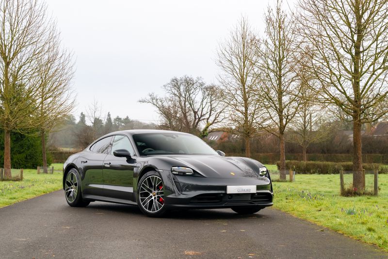 Porsche Taycan 4S Performance Plus ( VAT Qualifying )