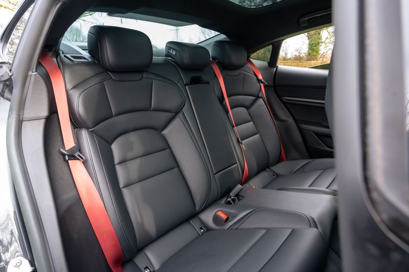 Porsche Taycan 4S Performance Plus ( VAT Qualifying )