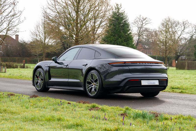 Porsche Taycan 4S Performance Plus ( VAT Qualifying )