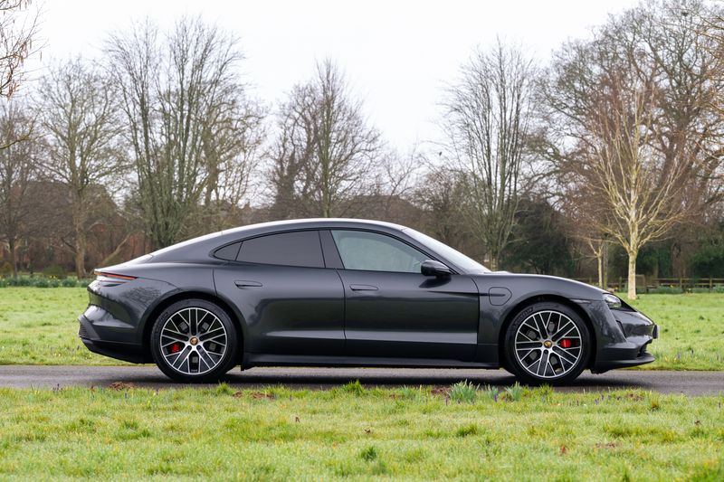Porsche Taycan 4S Performance Plus ( VAT Qualifying )