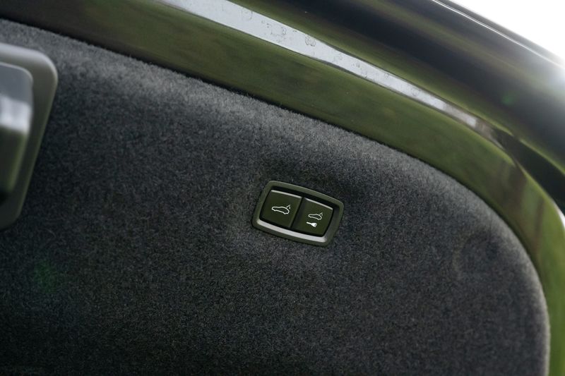 Porsche Taycan 4S Performance Plus ( VAT Qualifying )