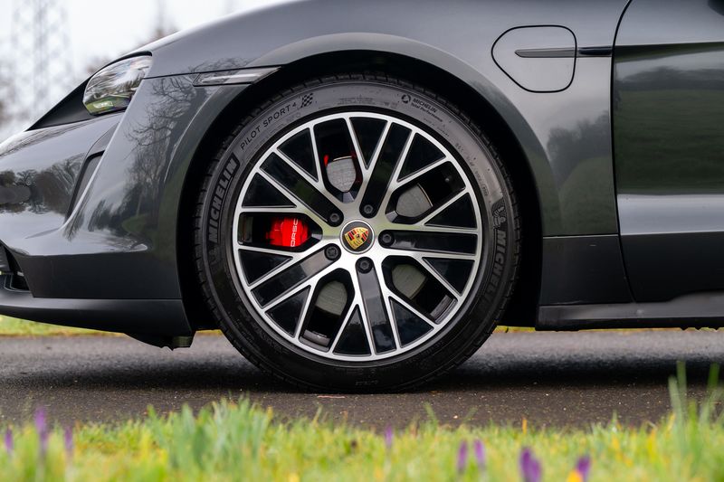 Porsche Taycan 4S Performance Plus ( VAT Qualifying )