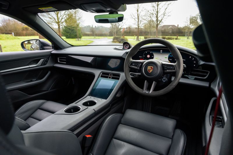 Porsche Taycan 4S Performance Plus ( VAT Qualifying )