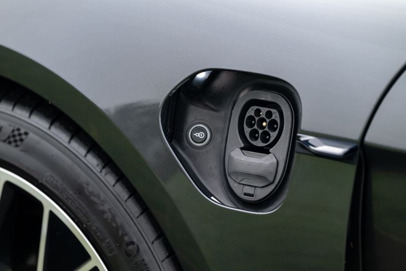 Porsche Taycan 4S Performance Plus ( VAT Qualifying )